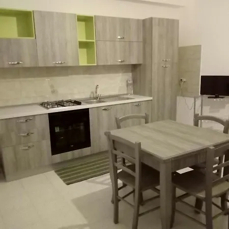 Halicia Vacanze Apartment *